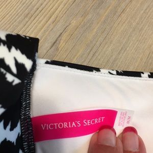 Victoria's Secret Swim - Victoria’s Secret bikini top Victoria's Secret Swim - Victoria’s Secret bikini top